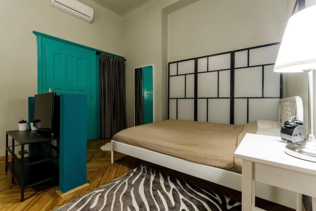 Cosy Apartment In Party District K30 Budapest Exterior photo